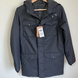 Vans All-Weather MTE Parka Length Jacket w/ Hood - Boys’ Size Medium - NWT.